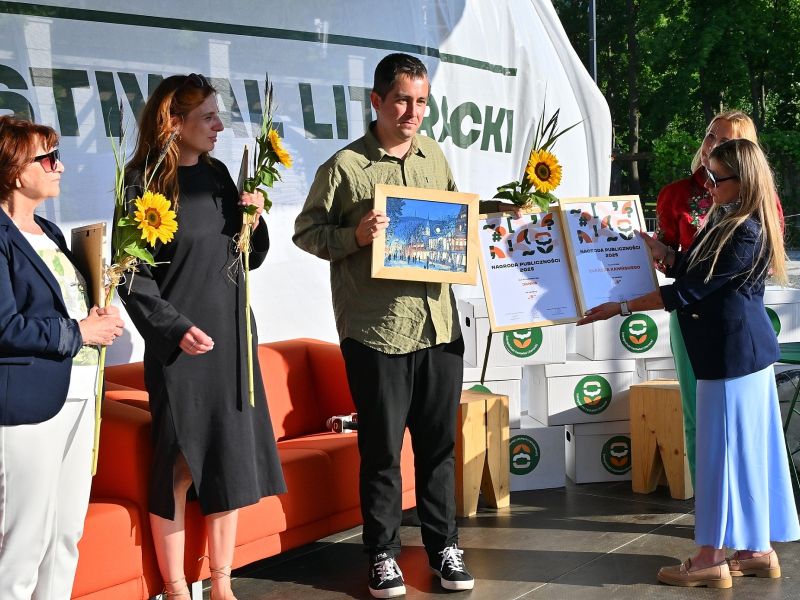 1000022807 1000022807